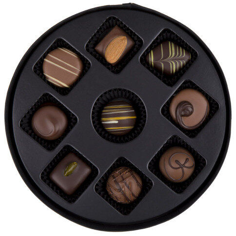 Belgické pralinky pro ženy, elegantní pralinky, pralinky v oválné krabičce