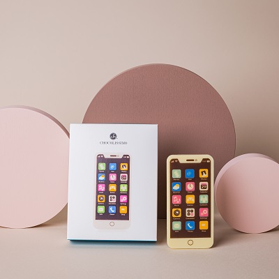 Čokoládový smartphone jako dárek do 350 Kč
